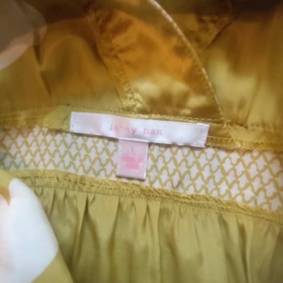 Jenny Han Anthro gold silk blouse size large NWT - Picture 10 of 11